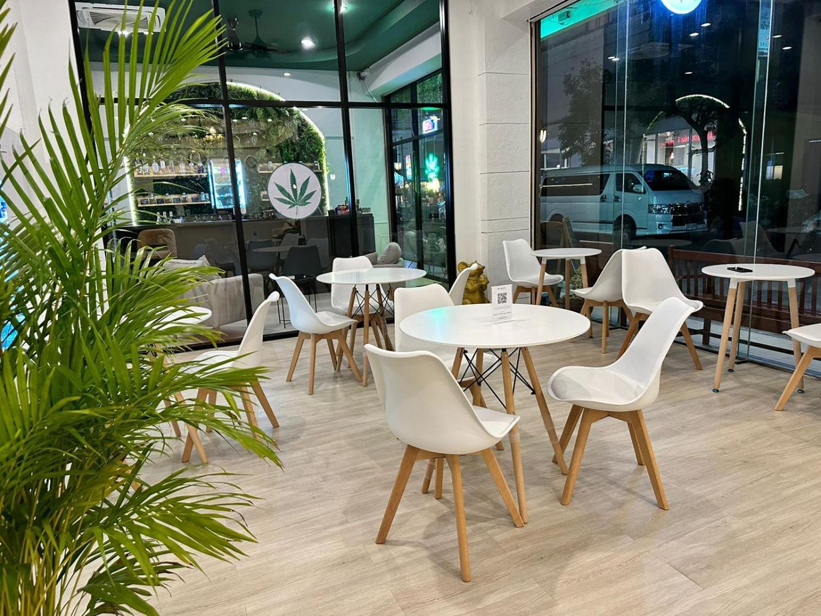 Issara Patong Beach Dış mekan fotoğraf