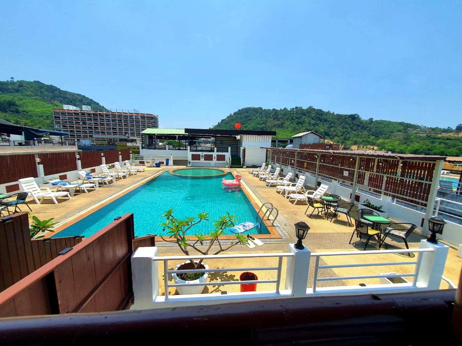 Issara Patong Beach Dış mekan fotoğraf