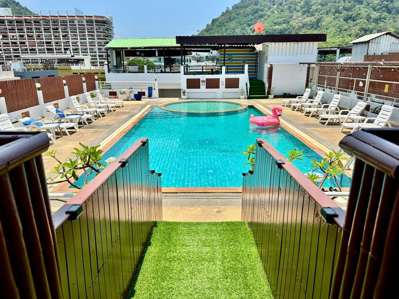 Issara Patong Beach Dış mekan fotoğraf