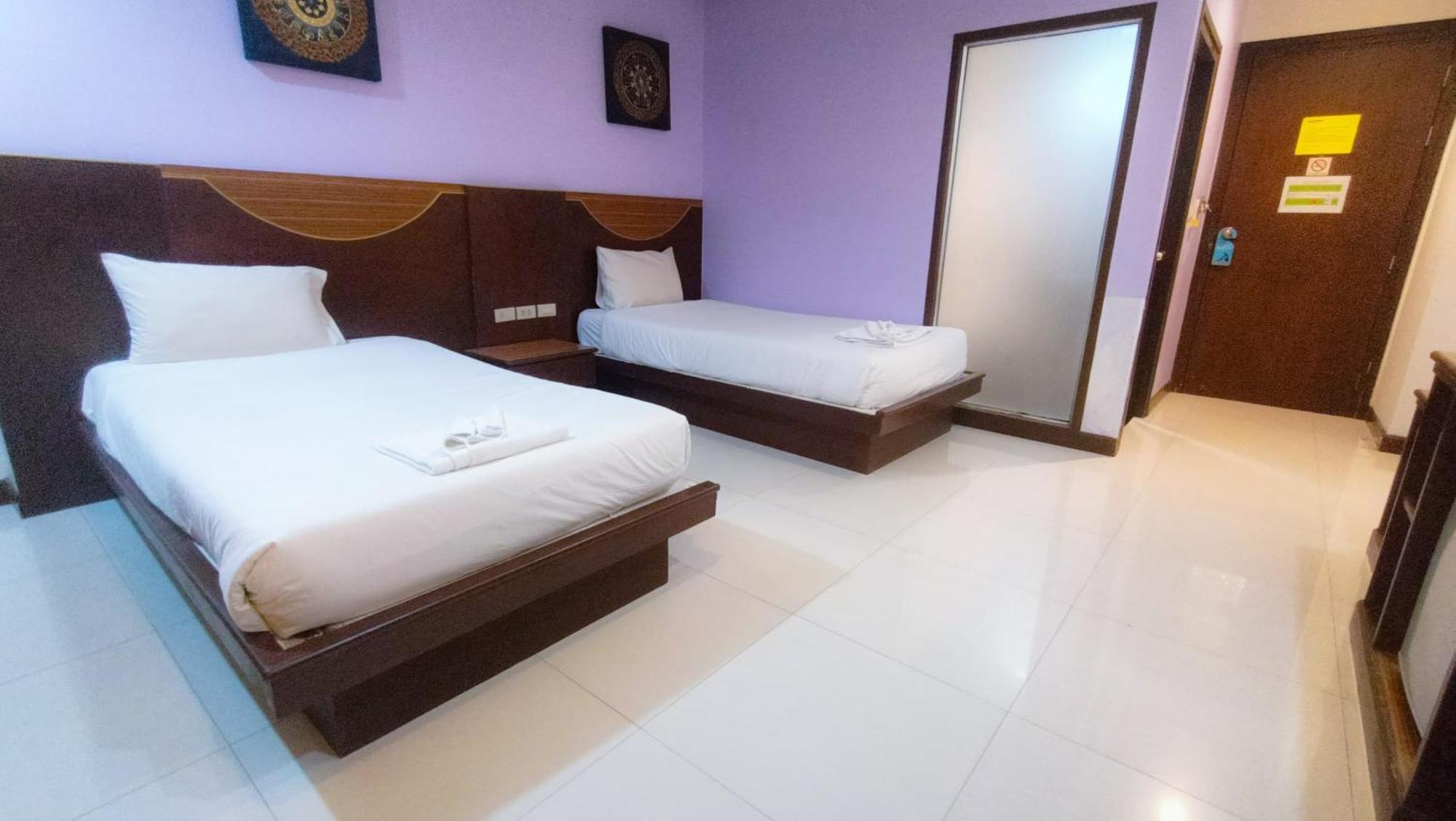Issara Patong Beach Dış mekan fotoğraf