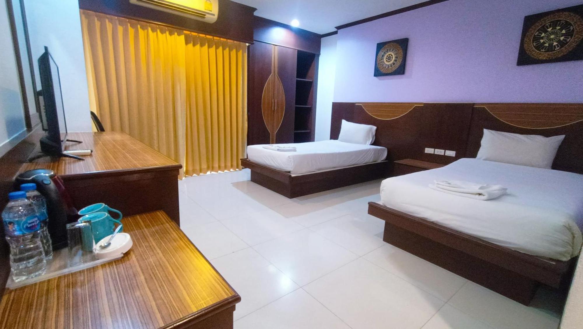 Issara Patong Beach Dış mekan fotoğraf